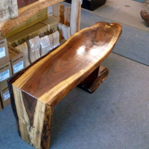 Live-Edge Bench